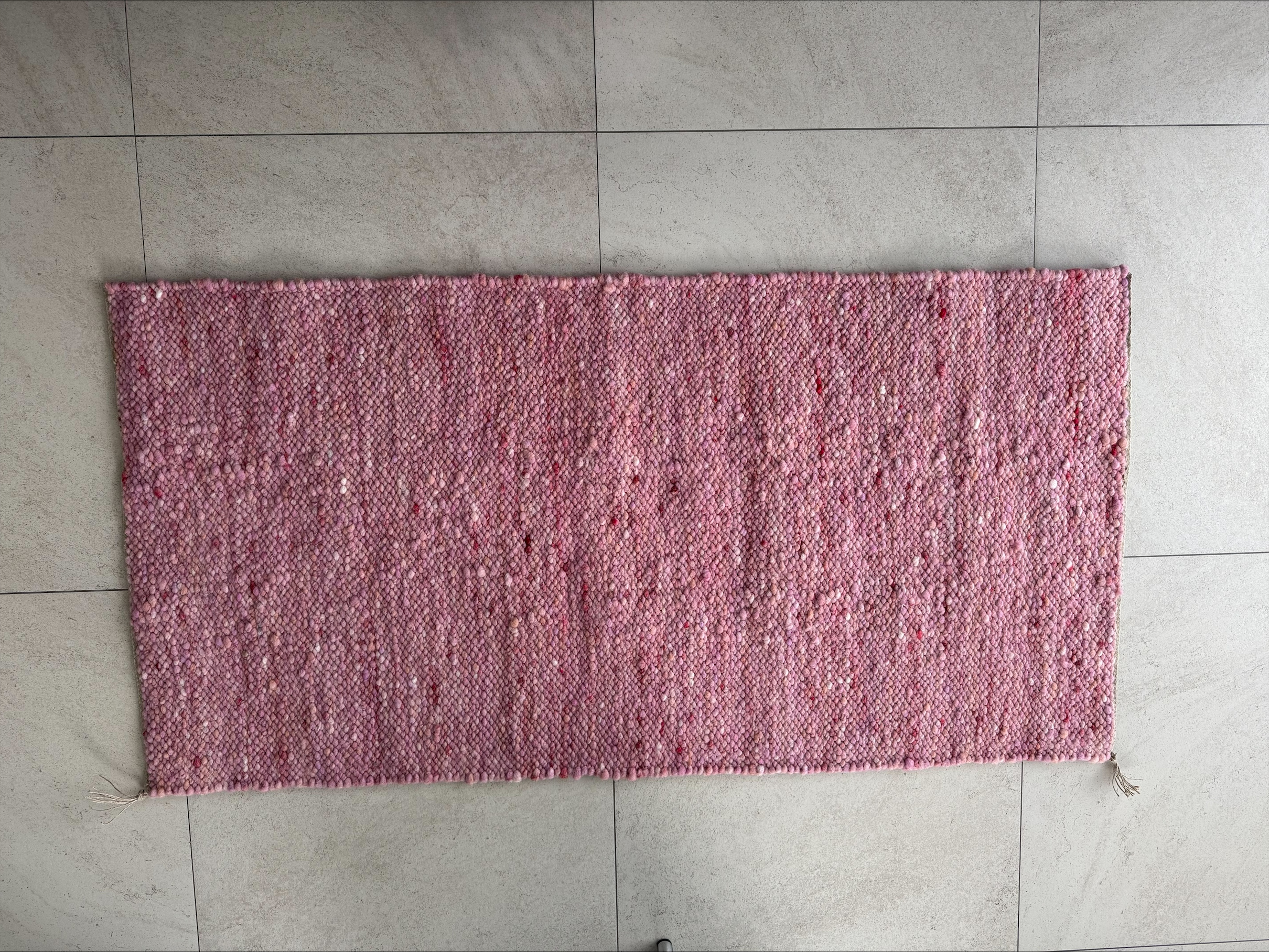 Teppich kleiner Läufer (rosa) 6BEC0320-7315-468B-98D5-B635226C32C1.jpeg