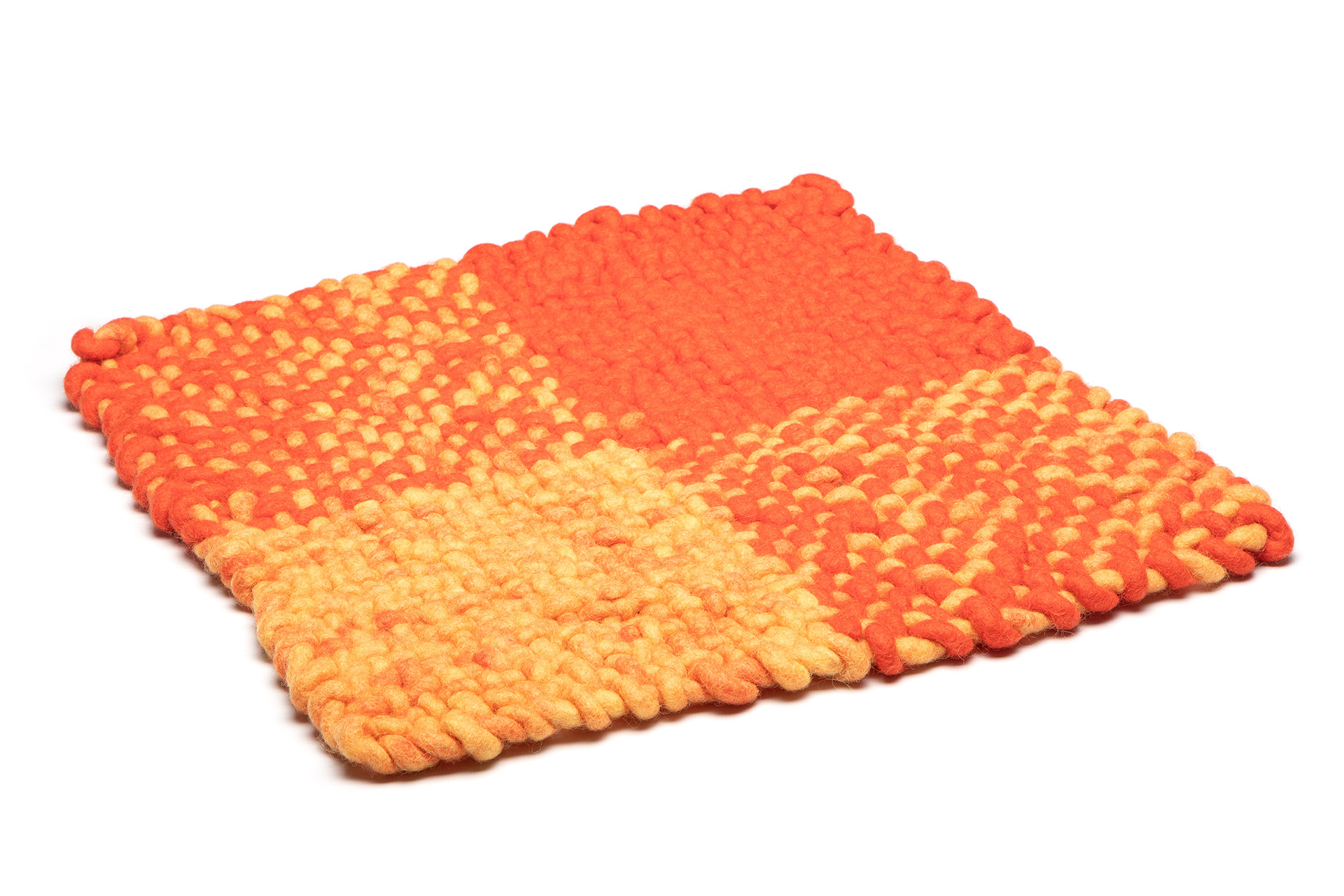 Sitzkissen-ellen-handgewebt-orange-auchf?rsauto-karlschubertgemeinschaft-wfbm Sitzkissen-ellen-handgewebt-orange-auchf?rsauto-karlschubertgemeinschaft-wfbm
